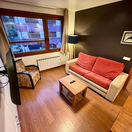 Aparthotel Lotila Flats Cuirgu à Felechosa Extérieur photo